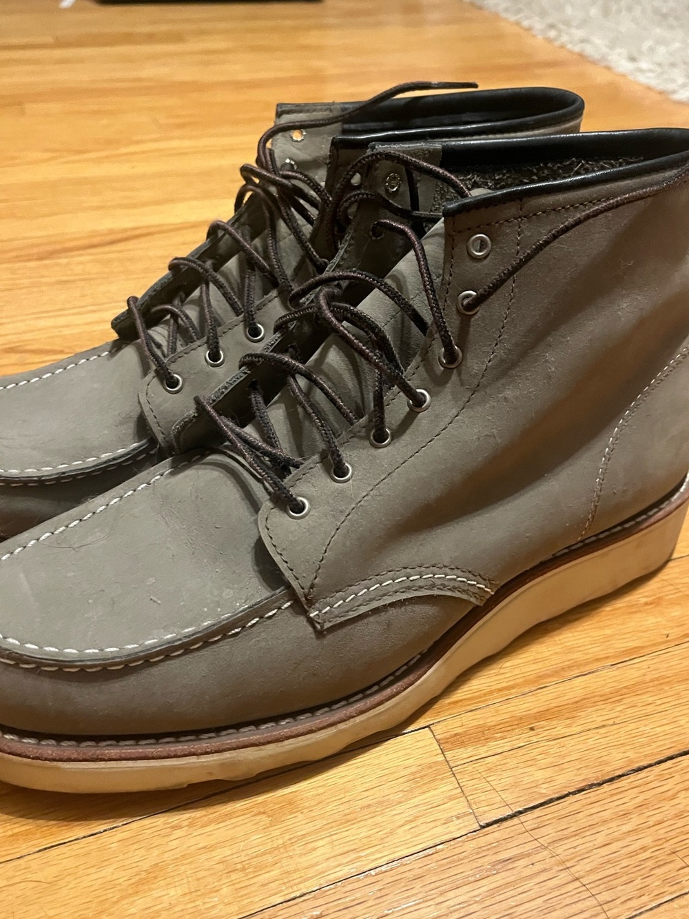 Red Wing Shoes Women’s Heritage Classic Moc sz 11